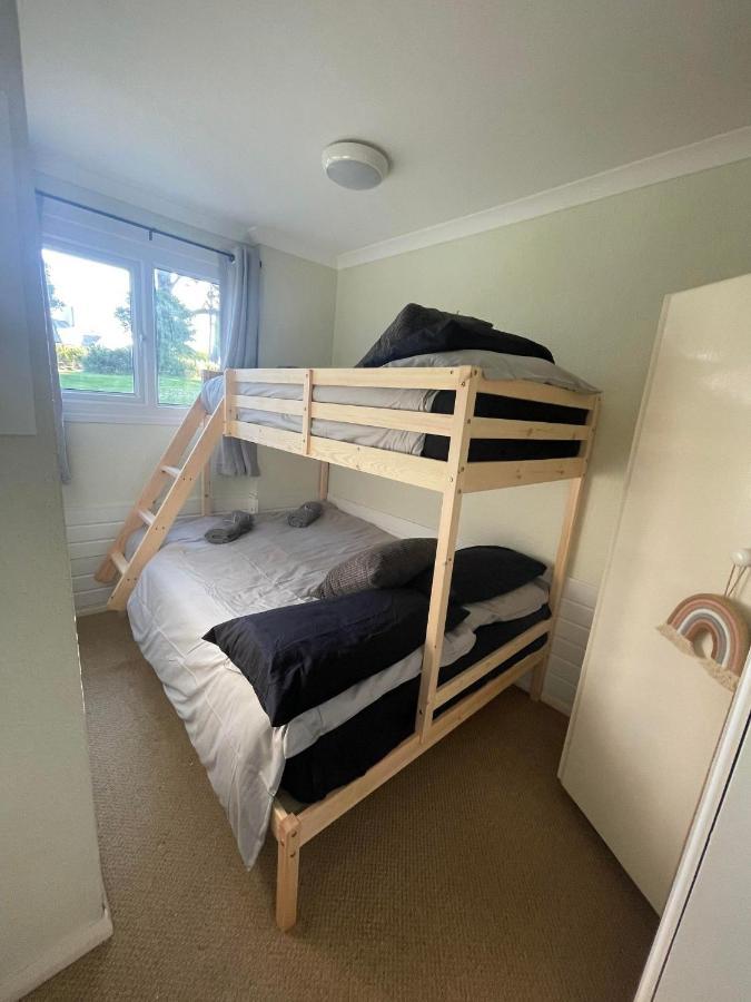2 Bedroom Holiday Chalet Near Bude Kilkhampton ภายนอก รูปภาพ