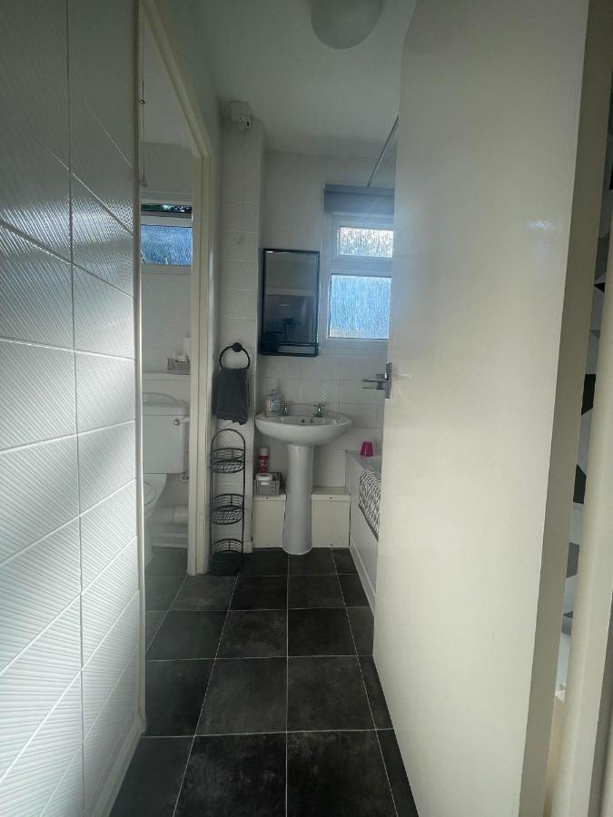 2 Bedroom Holiday Chalet Near Bude Kilkhampton ภายนอก รูปภาพ