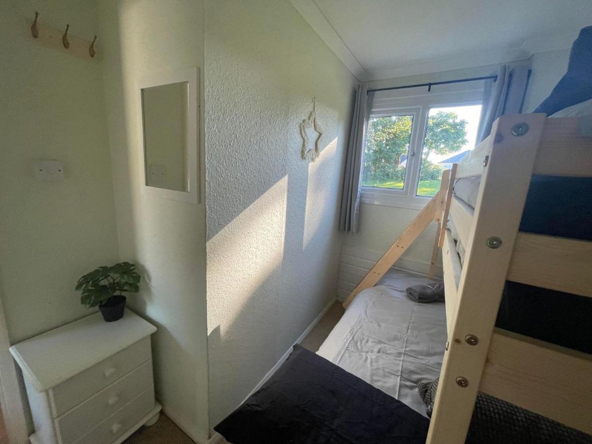 2 Bedroom Holiday Chalet Near Bude Kilkhampton ภายนอก รูปภาพ
